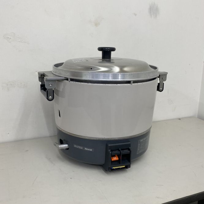 中古】 A08998 業務用 ガス炊飯器 3升 リンナイ RR-300C 2023年製 LP