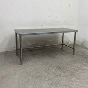 ����š� A09436 ������� 3����   ���ƥ�쥹 ���ȥơ��֥� W1400 x D600 �� H650 mm���ڶ�̳�ѡۡڿ�˼�ѡۡڼ־��Ϥ����ϱĶȽ�ߤ��