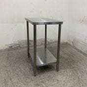 ステンレス　調理台　業務用作業台　引き出し付き３つ　中古品 中古】 A07365 作業台 引出し6個付 ステンレス 作業テーブル W1200 x