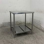 ����š� A09463 �����   ���ƥ�쥹 ��ȥơ��֥� W700 x D600 �� H800 mm���ڶ�̳�ѡۡڿ�˼�ѡۡڼ־��Ϥ����ϱĶȽ�ߤ��