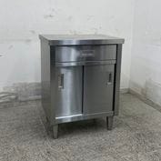 ����š� A09612 Ĵ���� ���Ф���   ���ƥ�쥹 ���պ�ȥơ��֥� W600 x D450 �� H800 mm���ڶ�̳�ѡۡڿ�˼�ѡۡڲȺ⤪�ޤ����ء�