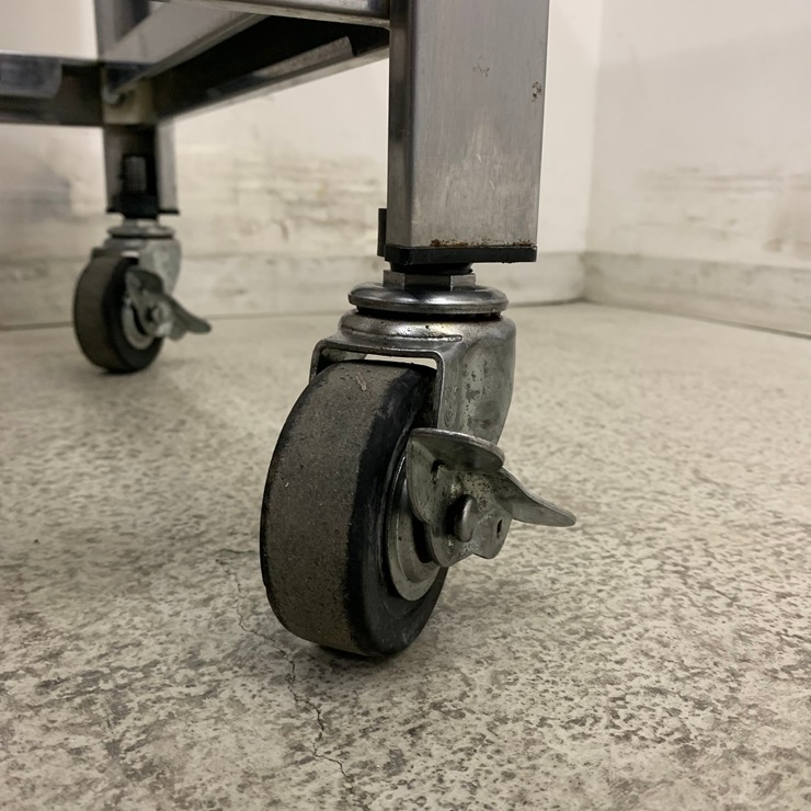 ����š� A08525 ��ư��   ���ƥ�쥹 ��ȥơ��֥� W1200 x D450 �� H800 mm���ڶ�̳�ѡۡڿ�˼�ѡۡڲȺ⤪�ޤ����ء�