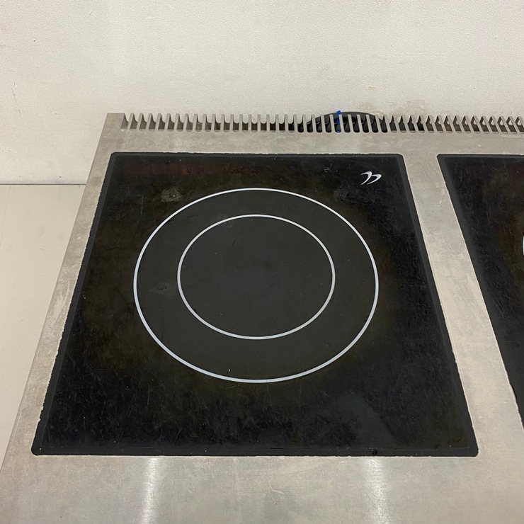 ����š� A09118 IH����� 2Ϣ 2.5kW��2 �ե��ޥå� FIC604550A ñ��200V����2���󥻥�� ��60cm���ڶ�̳�ѡۡڿ�˼�ѡۡ��ݾ�ͭ��