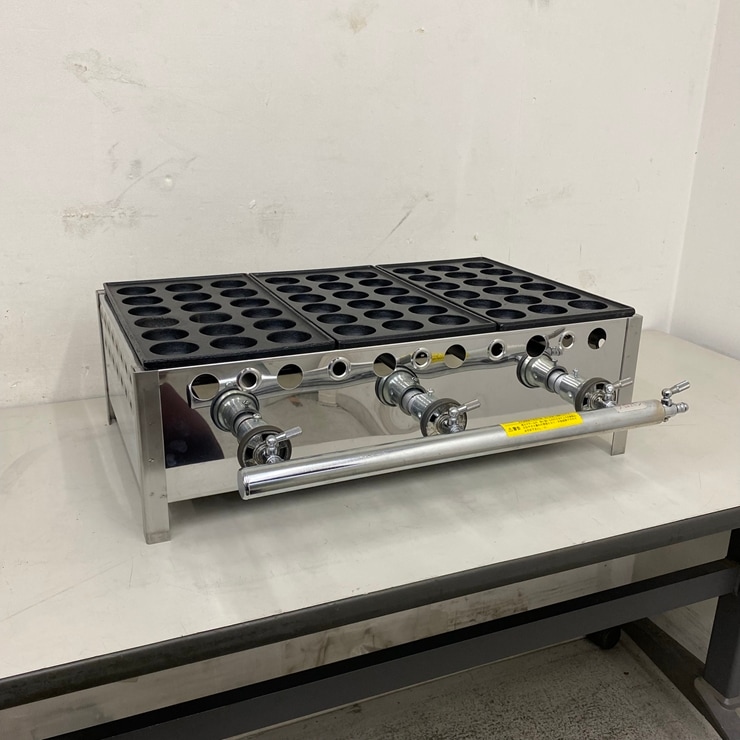 ガス式 たこ焼き器 54穴 鋳鉄製 中古】 A09856 たこ焼き器 大玉 メーカー・型式不明 18穴3連 鉄鋳物