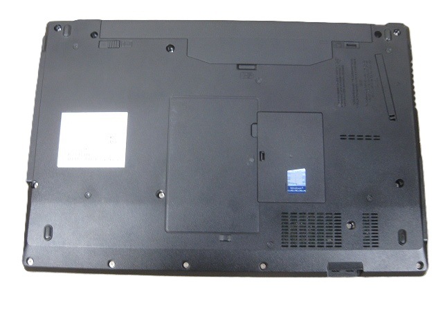 ����š��ٻ��� LIFEBOOK A579/A (i5 8265U/8GB/500GB SSD/15.6inch �ե�HD/Win11 Pro)