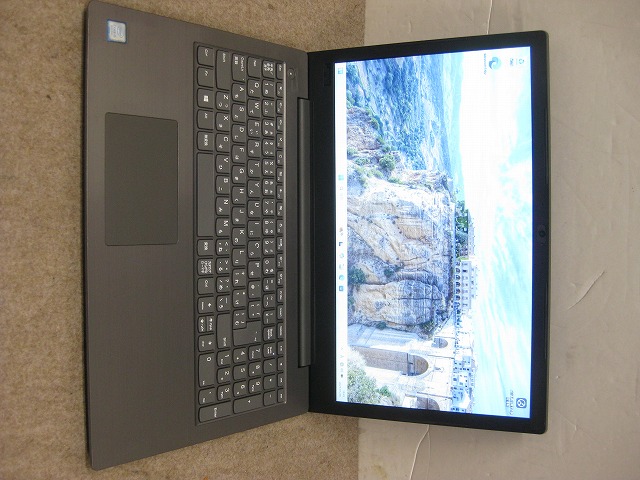 šLenovo V330-15IKB (i5 8250U/8GB/256GB SSD/DVD-SM/15.6inch HD/Wi-Fi/Win11 Pro)
