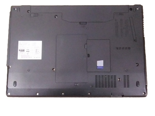 šFMV LIFEBOOK A579/B (i3 8145U/16GB/256GB SSD/DVD-SM/15.6inch HD/Wi-Fi/Win11 Pro)