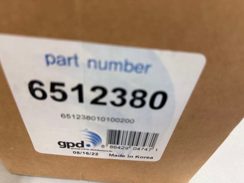 A/Cコンプレッサー　GPD　6512380　06-10　エクスプローラー　07-10　スポーツトラック等