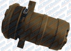 A/Ｃコンプレッサー＜1993-1997　キャデラック　セビル STS 4.6L/1994-1997 SLS　4.6L＞純正品