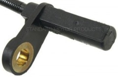 ABSセンサー フロント（４WD用）＜2005-2008 ダッジ マグナム　2.7L/3.5L/5.7L/6.1L＞社外品