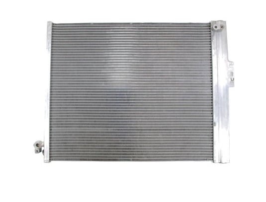 A/Cコンデンサー＜2005-2012 トヨタ タコマ　2.7L/4.0L＞社外品