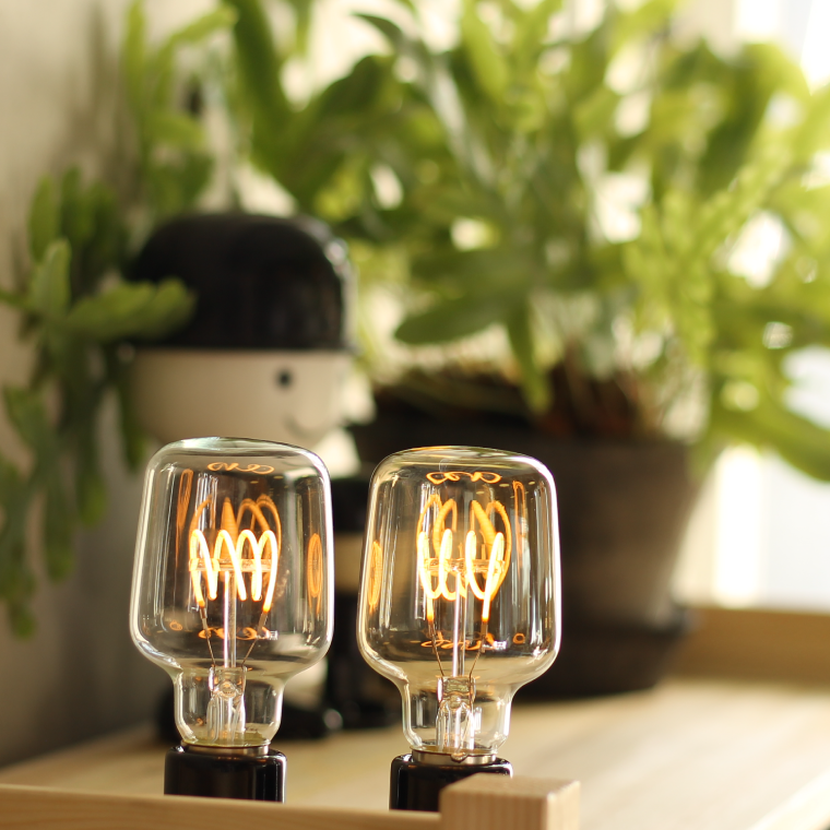 エジソンバルブLED E26スパイラル ボトルクリア(調光器対応)