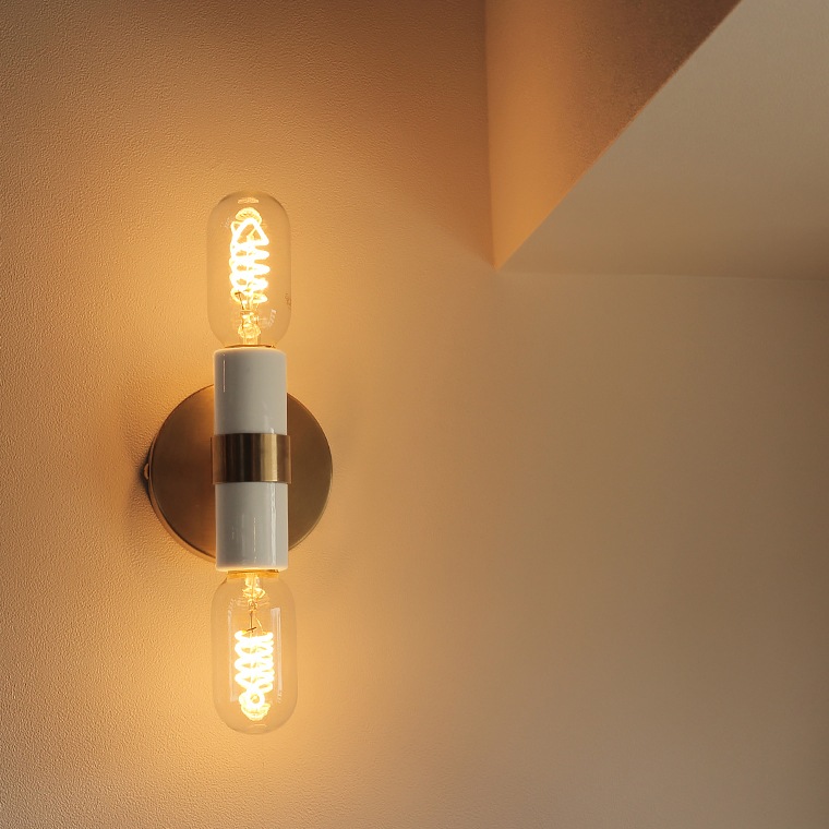 E26 デュアルブラケットライト