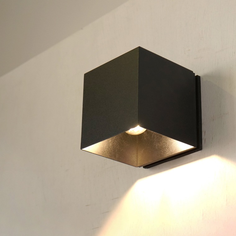 ☆E17 koti キューブエントランスライト | 照明器具,ソケット