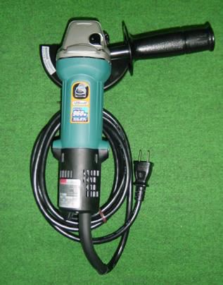 マキタ 9535B 125mmディスクグラインダー 細径&高耐久&ハイパワ－ 低速