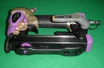 新品 HiKOKI N2504M 4mm常圧エアタッカ ライト・エアダスタ付 新品