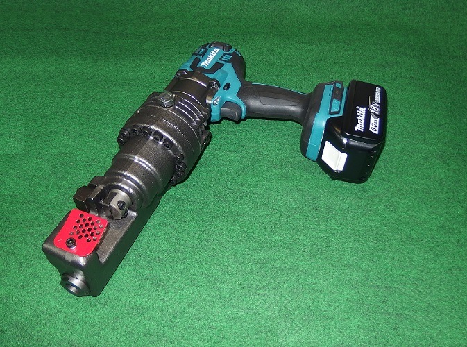マキタ　SC163DRG　充電式鉄筋カッター　充電器/バッテリー18V二個/ケース付き　中古品　【ハンズクラフト宜野湾店】 マキタ SC163DRG 18V充電式鉄筋カッタ 切断能力:3～16mm 携帯油圧式