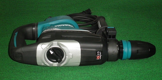 マキタ HR4013C 40mmハンマドリル SDS-MAXシャンク AVT・低振動機構付