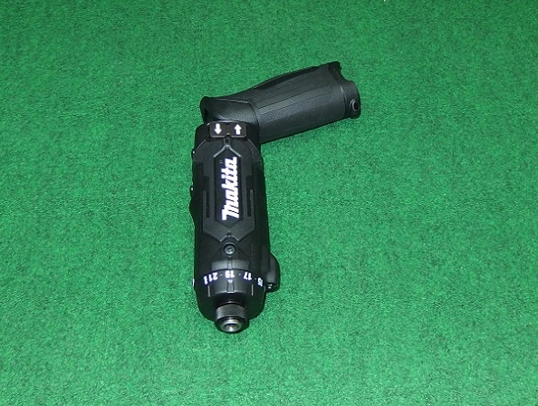 マキタ DF012DZB 7.2Vペン型ドライバドリル 本体のみ バッテリ
