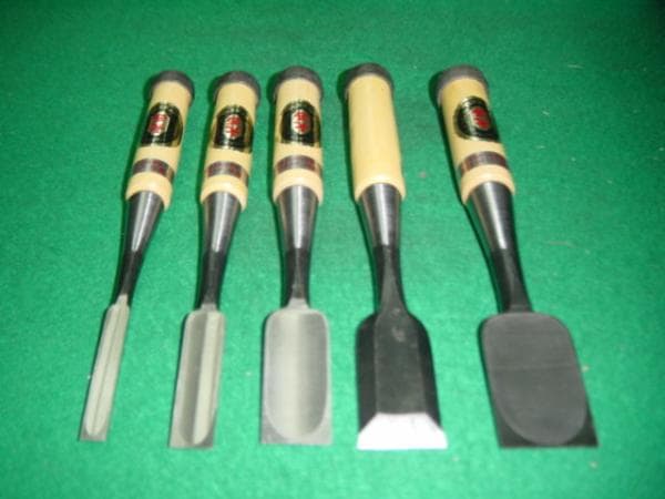 播州 大西作 追い入鑿 5本組 一枚裏 ぐみ柄 紙箱入り 新品 | 大工道具