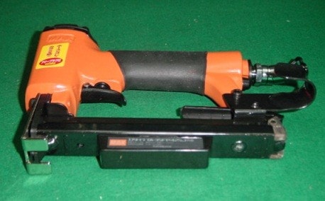 MAX  マックス エアネイラ TA-35FP/425J内装 マックス TA-35FP/425J 内装 4mm常圧タッカ 新品 TA35FP 425J MAX : e