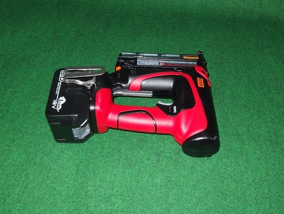 マックス［MAX］ 充電式ピンネイラ TJ-35P4（本体+ケース） めんどくさい