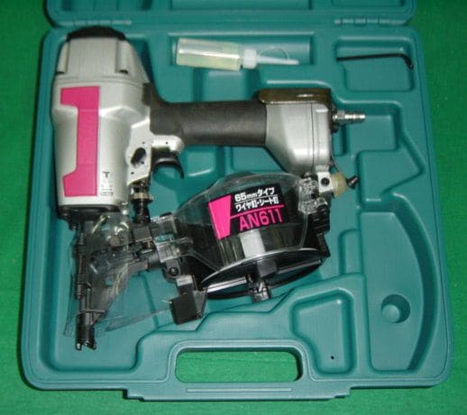 送料無料 マキタ AN611 65mm 常圧エア釘打機 低重心＆ハイパワ 