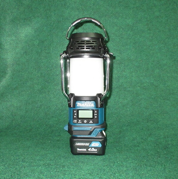 マキタ MR053+BL1040B+DC10SA 10.8V対応 充電式ランタン付ラジオ