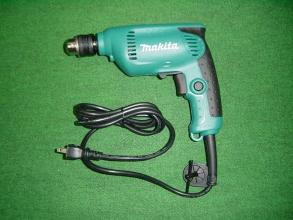 マキタ 6412 10mm無断変速ドリル AC100V 小型・軽量 新品【プロ用から 