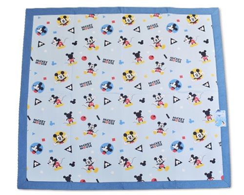 接触冷感ラグ Disneyミッキーマウス 正方形 インテリア ファブリック ラグ ｅ ふとん屋さん Com ふとん寝具の山田ふとん店