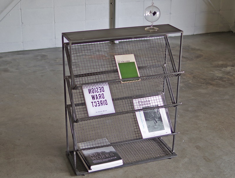 LD-4577 IRON DISPLAY MAGAZINE RACK | 男の隠れ家掲載商品 | えがおプラス