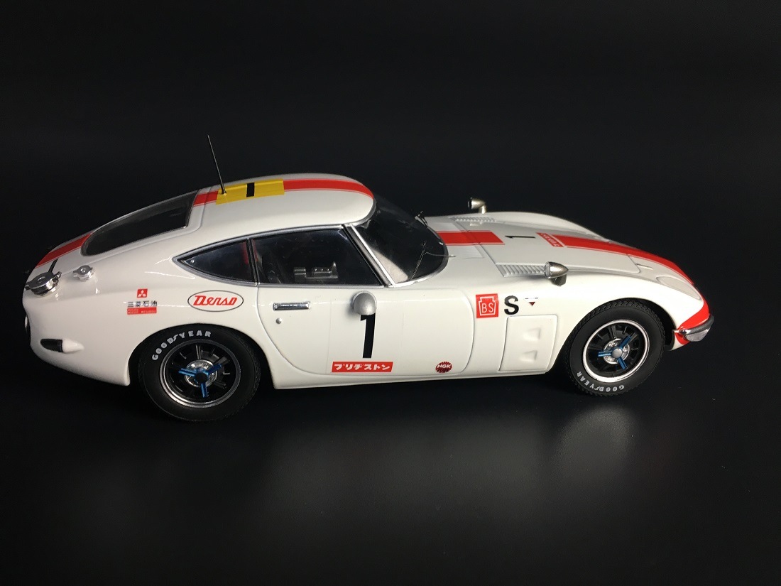First18 1/18 TOYOTA 2000GT 赤＆富士24HRS 優勝車 - メルカリ