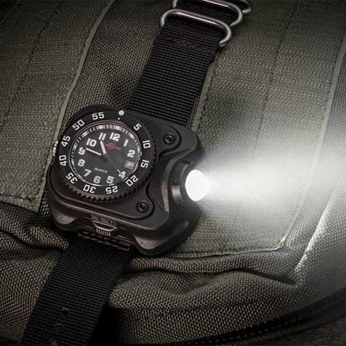 SUREFIRE ���奢�ե����䡼 ���ż��ꥹ�ȥ饤�� LED 2211-B-BK-SF������������