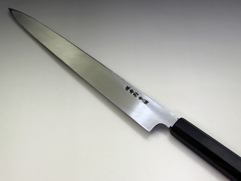 堺孝行 青二鋼鏡面研柳刃300 黒丹柄黒石目鞘付