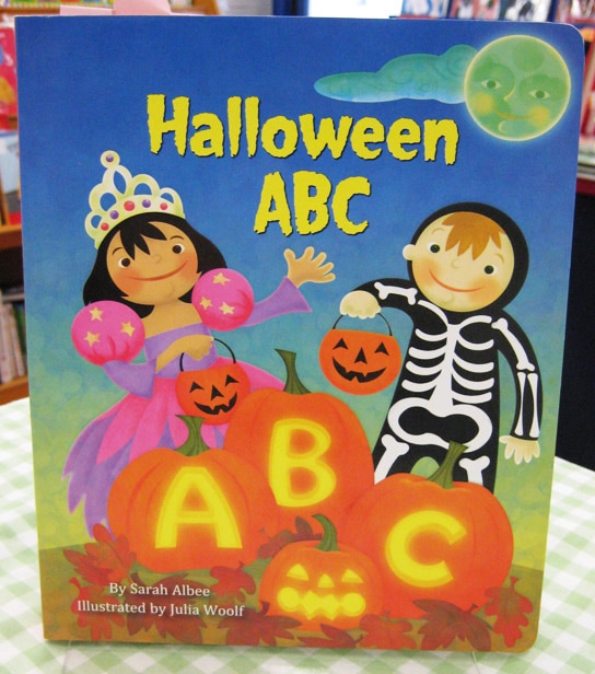 ハロウィンabc ボードブック ハロウィン 洋書絵本 絵本の家オンラインショップ