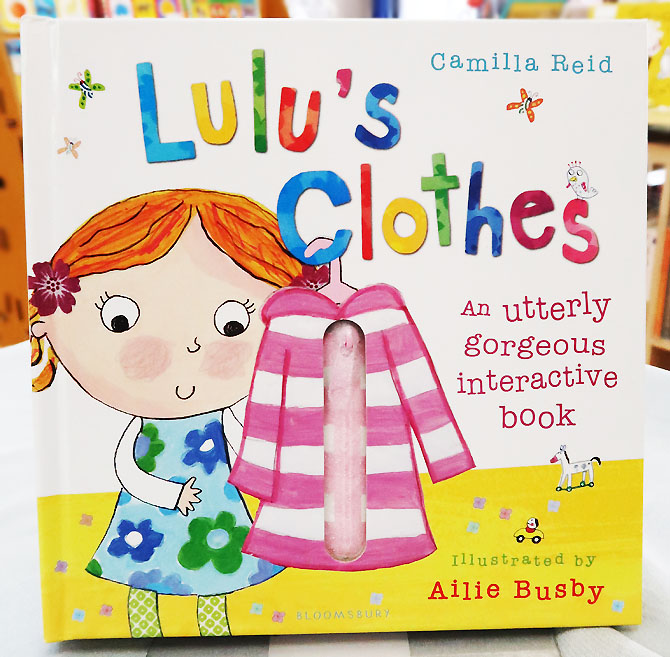 しかけつき絵本　Lulu's Cloths
