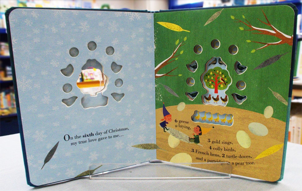 穴あけしかけつき絵本 The Twelve Days of Christmas | カテゴリーで