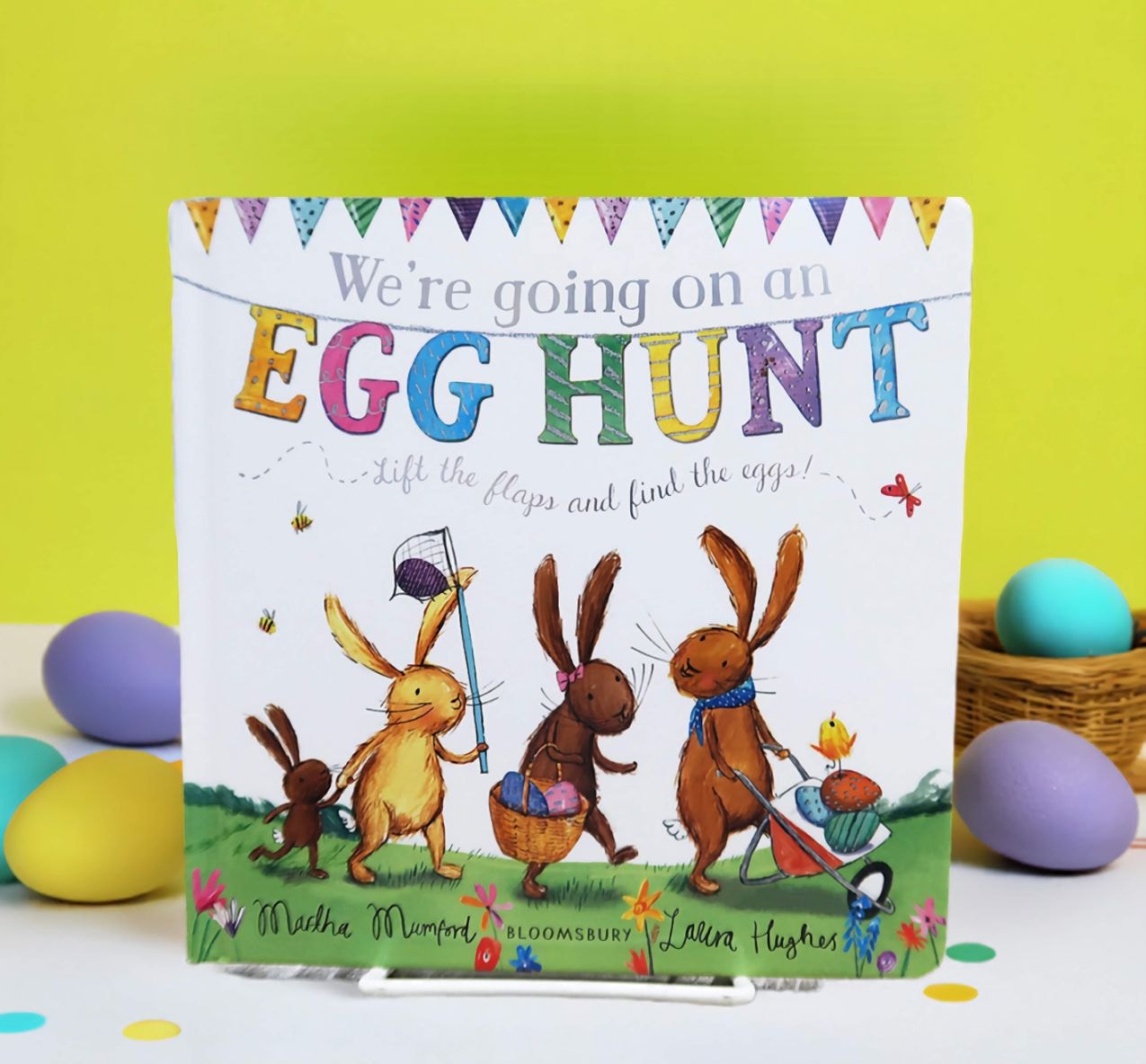 We're Going on an Egg Hunt　ボードブック