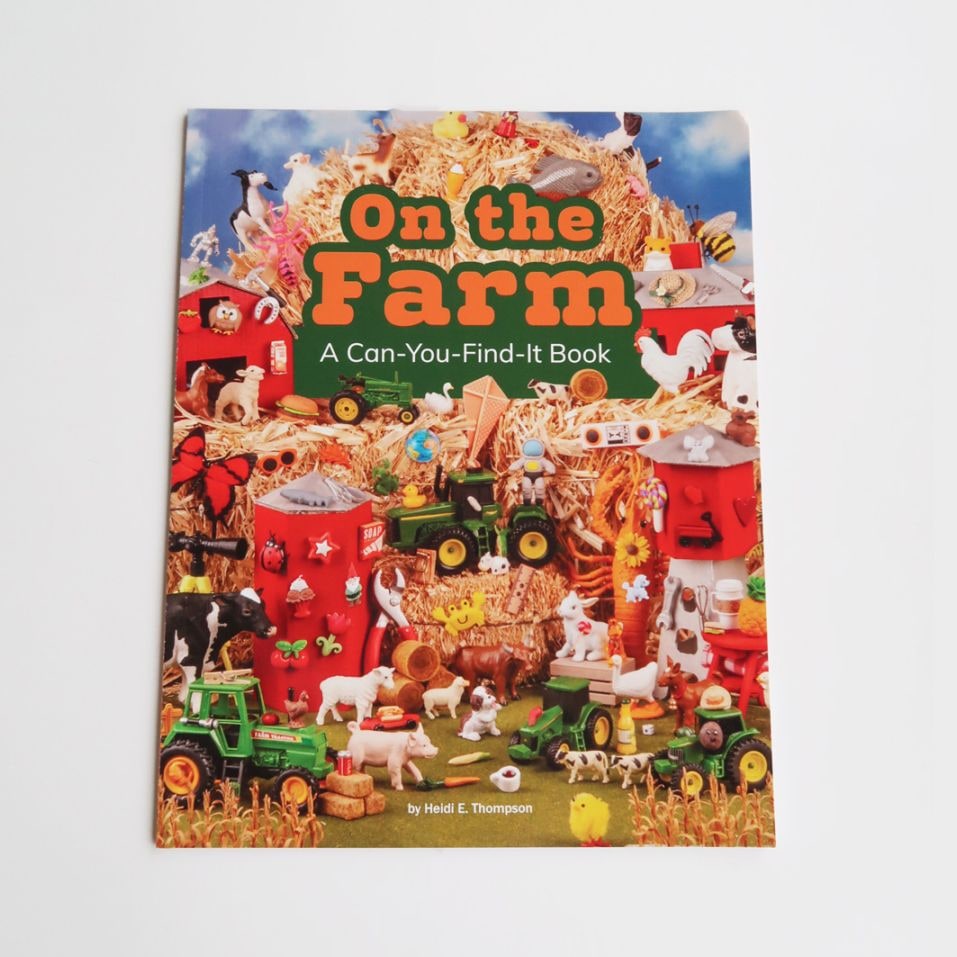 さがし絵本 Can You Find it? ～ On the Farm　ペーパーバック版
