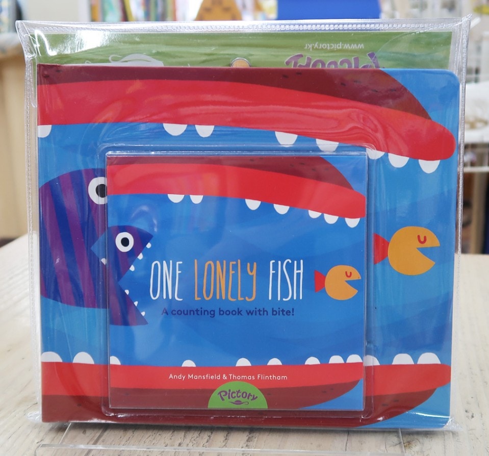 SING&SAY  One Lonely Fish A Counting Book with Bite　ボードブック＆CDセット ＜Pictory＞ 【レベル２】