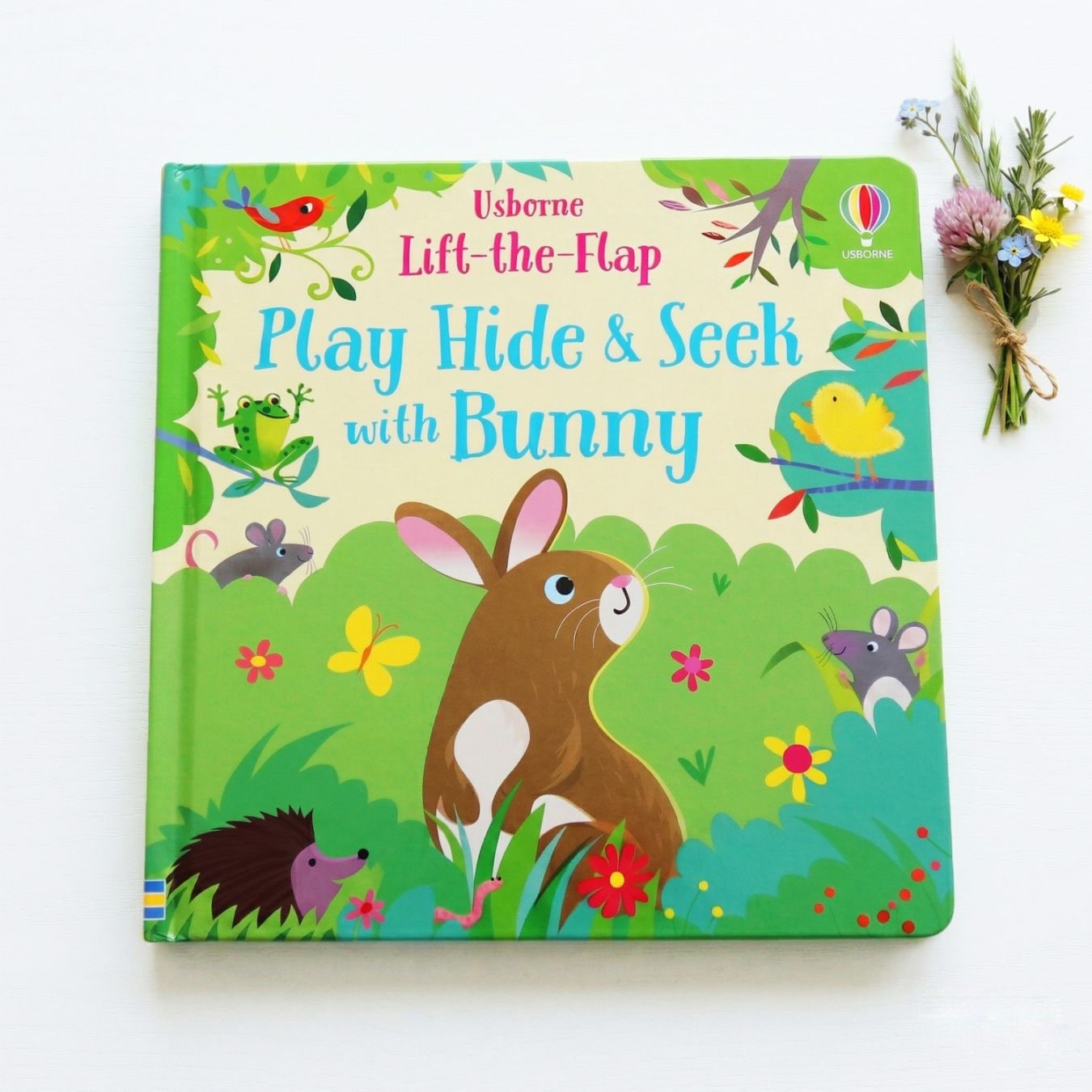 めくりしかけ絵本　Play Hide and Seek with Bunny　ボードブック