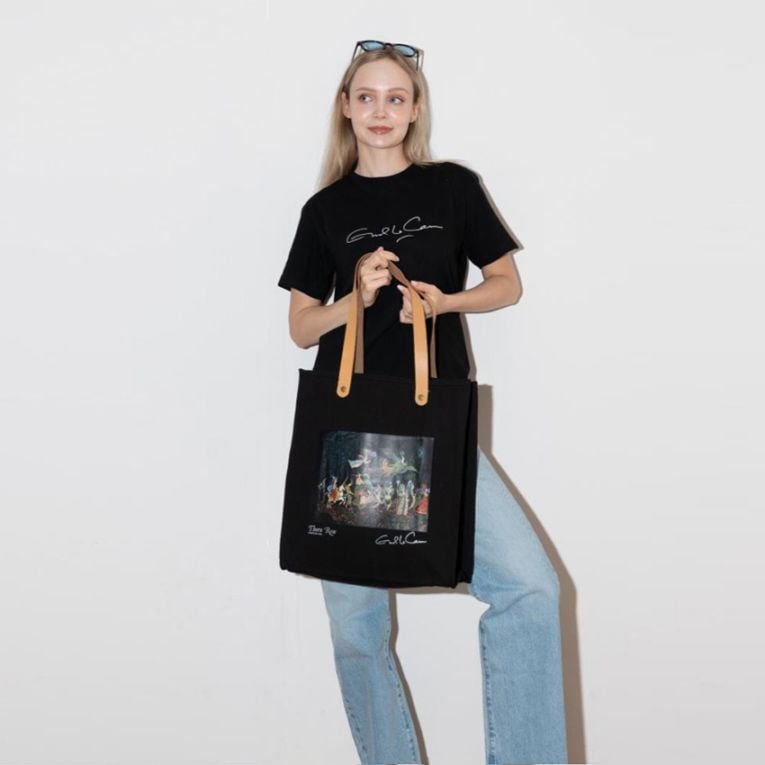 ??2025 Errol Le Cain <i>Thorn Rose</i>