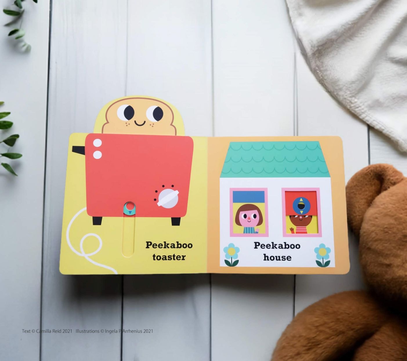 しかけ絵本 Peekaboo House | カテゴリーでさがす,ベビー・キッズ