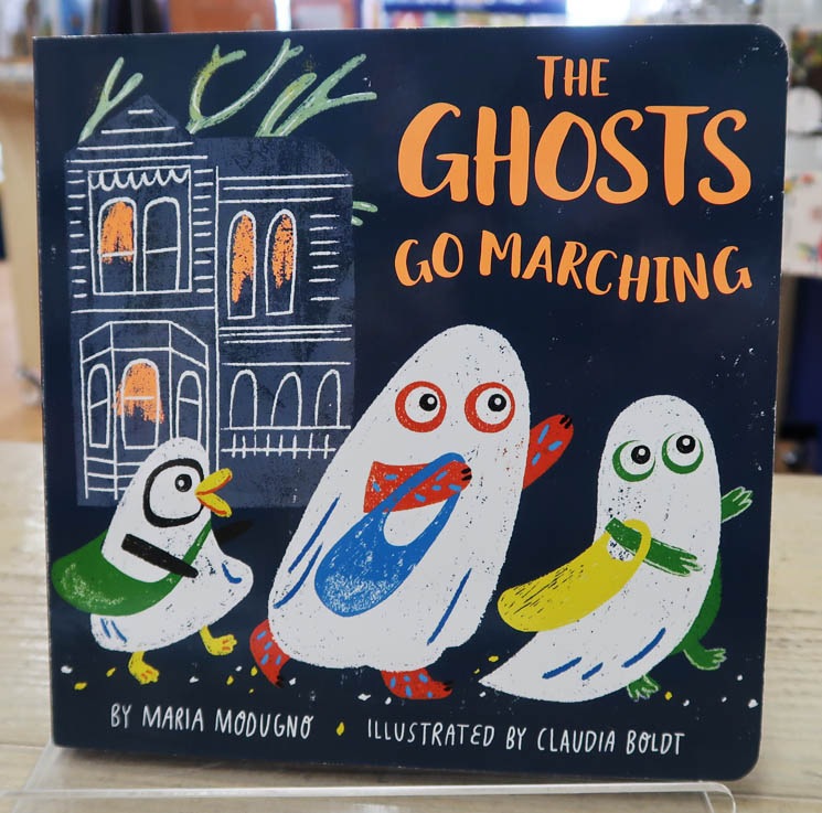 ハロウィンボードブック The Ghosts Go Marching | すべての商品