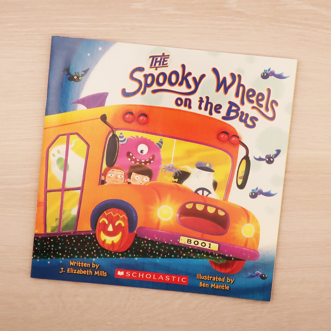 BOOK ハロウィンカラー ハロウィン絵本 The Spooky Wheels on the Bus | すべての商品
