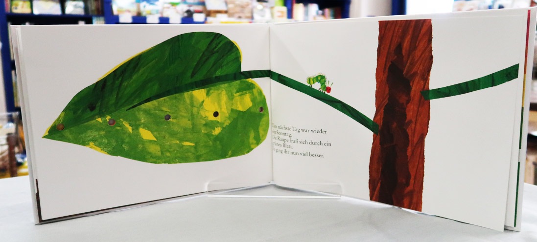 The Very Hungry Caterpillar ～はらぺこあおむし～　ドイツ語版　Die Klein Raupe Nimmersatt　