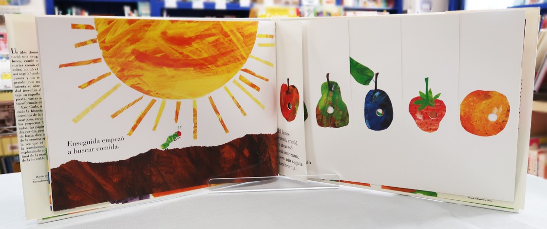 The Very Hungry Caterpillar　～はらぺこあおむし～　スペイン語版　Oruga Muy Hambrienta