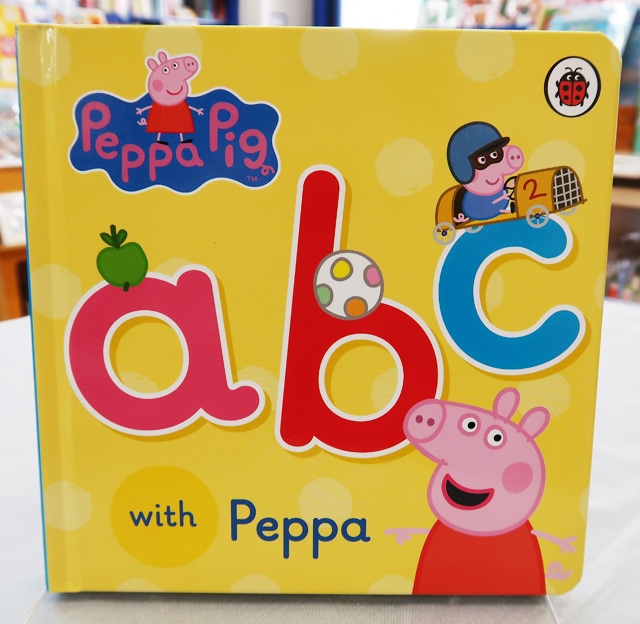 ボードブック　ペッパピッグ　ABC