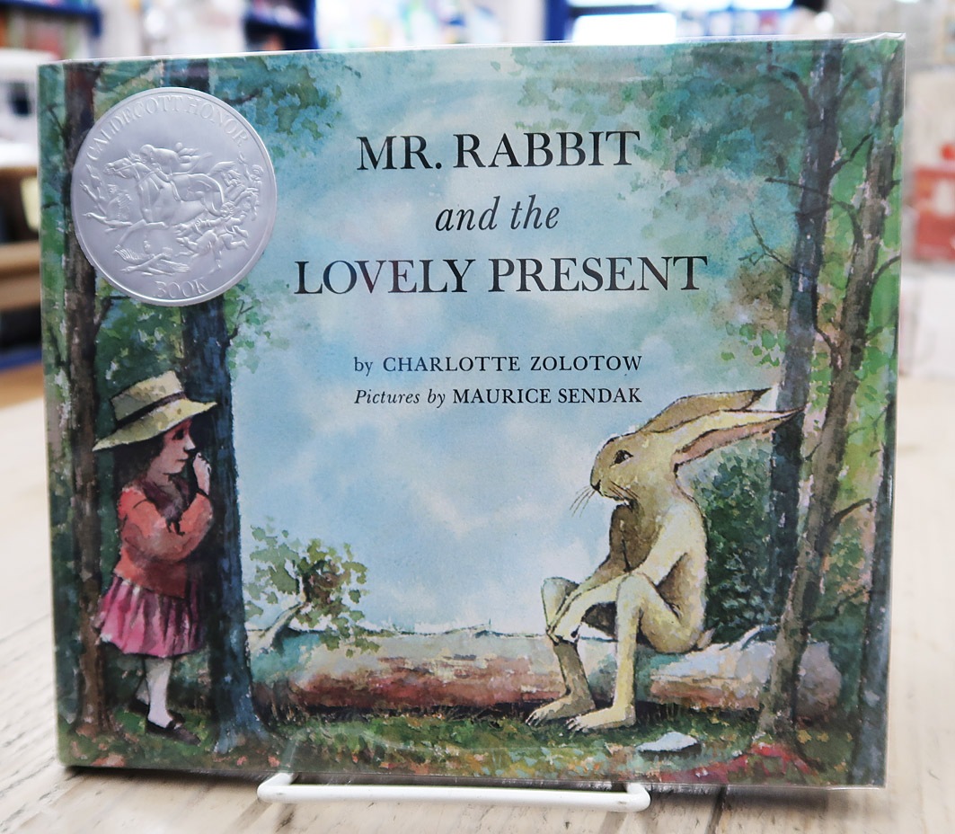 Mr. Rabbit and the Lovely Present　～うさぎさんてつだってほしいの～