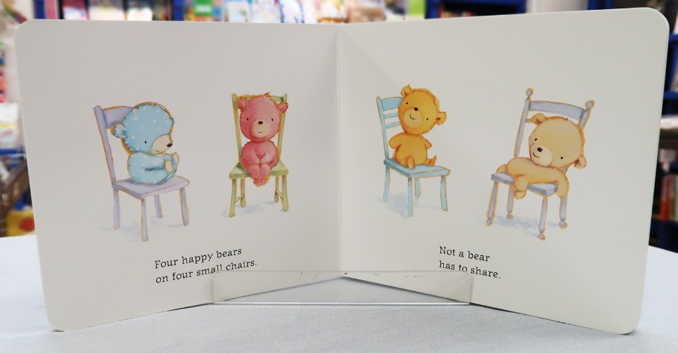 Bears on Chairs　～おすわりくまちゃん～　ボードブック